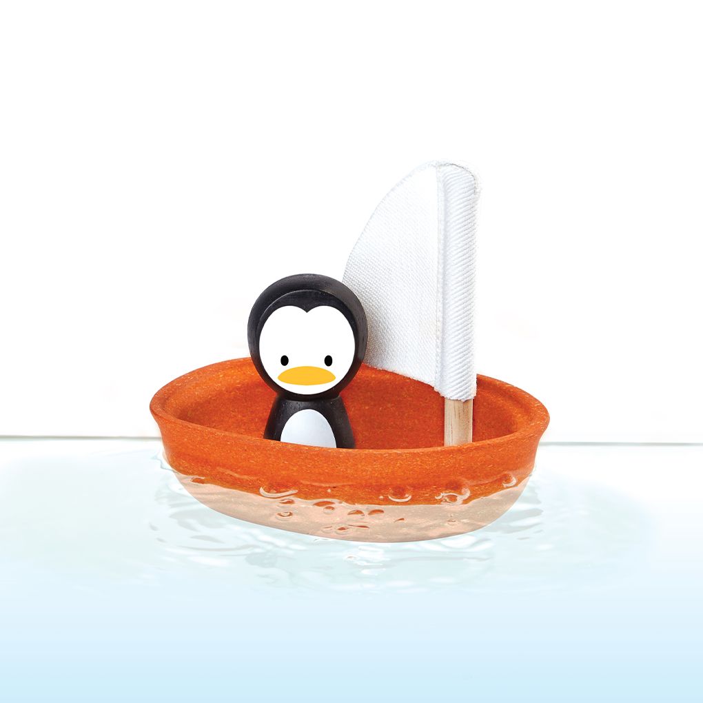 plantoys-sailing-boat-penguin